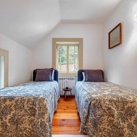 Casa Dos Castanheiros Камаша