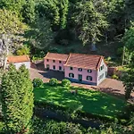 Casa Dos Castanheiros Camacha (Madeira)